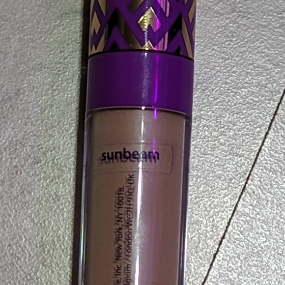 Tarte tape, glow in sunbeam - Picture 3 of 3